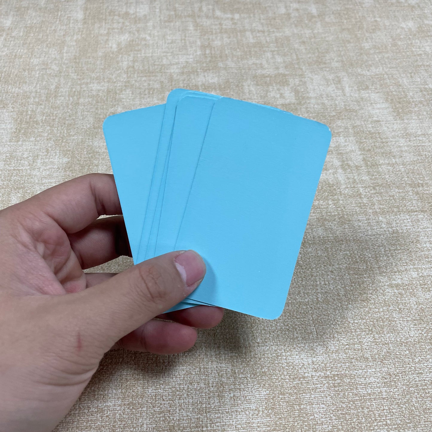 Molvix index cards, crafted from premium durable paper in a classic blue hue, offer a versatile and compact solution for all your note-taking, studying, and organizing needs.